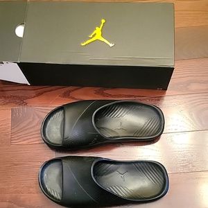 Jordan Post Slide -- Size 10